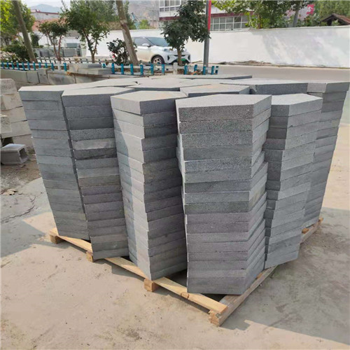 芝麻灰石材产地